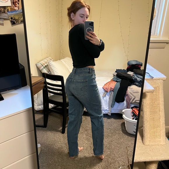 American Eagle Jeans - Picture 4 of 5